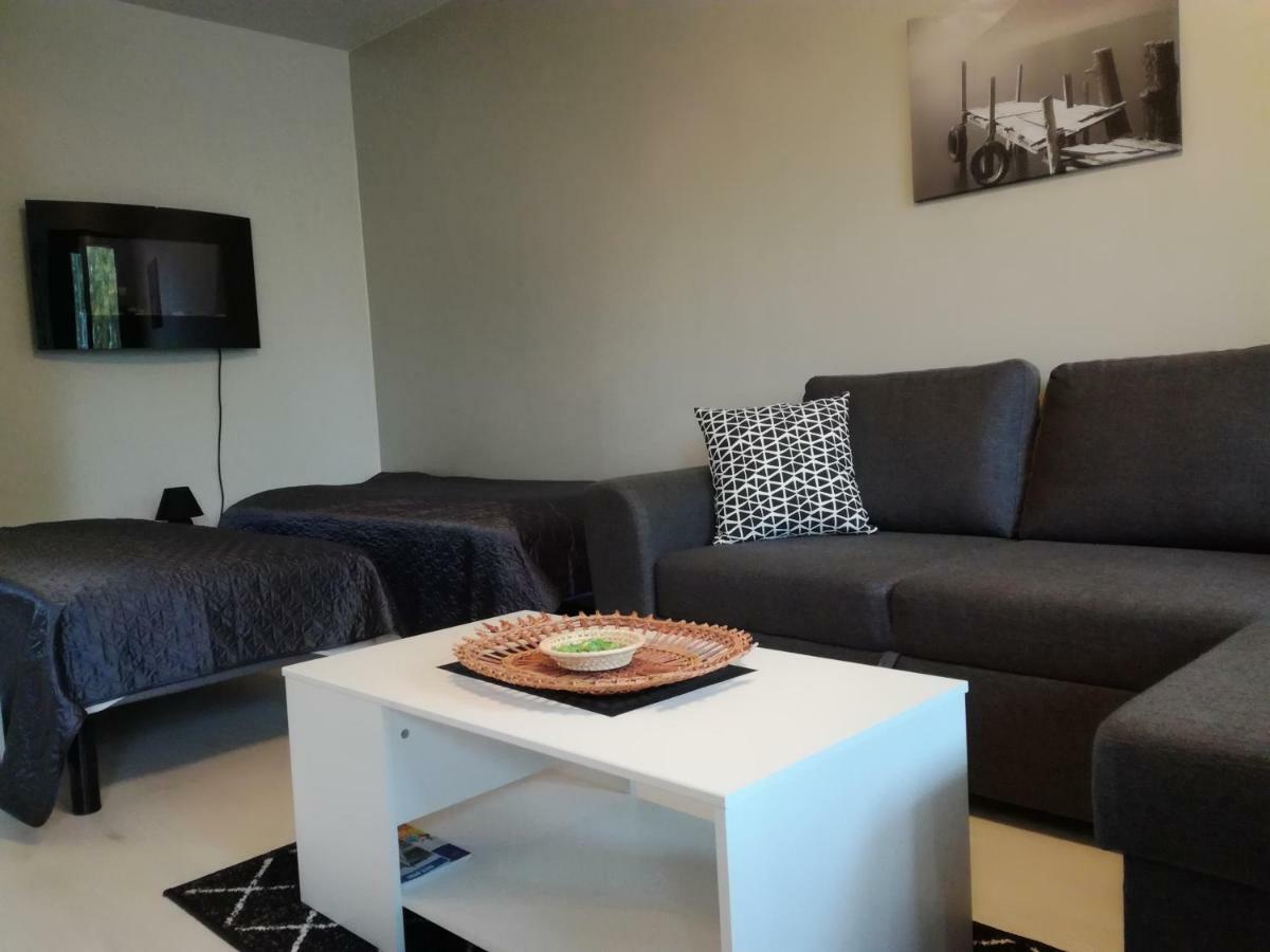 A Lovely One-Room Apartment Near The City Centre. Vasa Eksteriør bilde